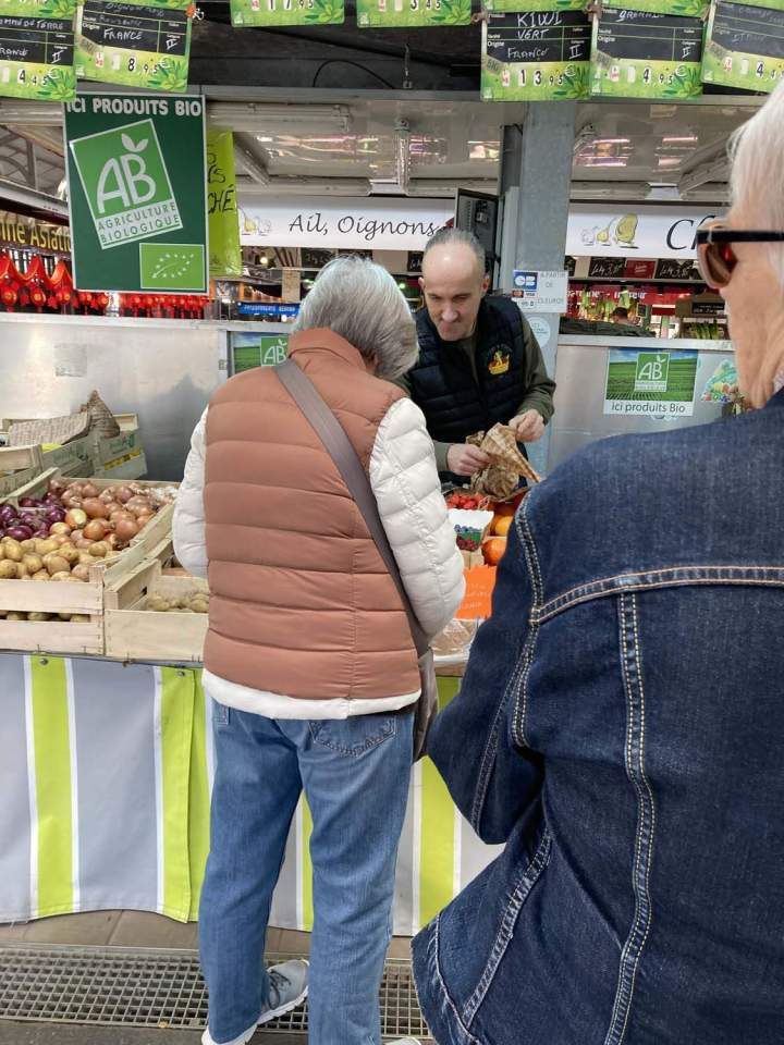 Primeur bio produits du marché Paris